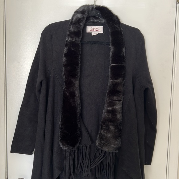 Ariat - faux fur/fringe open cardigan - Picture 4 of 6